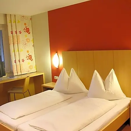 Alhartinger Hof 3*