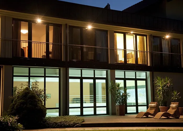 Hotel Alhartinger Hof 3*