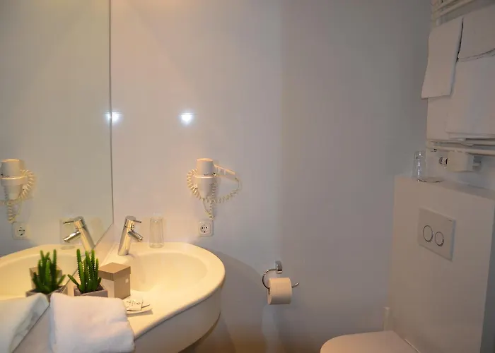 فندق Alhartinger Hof 3*